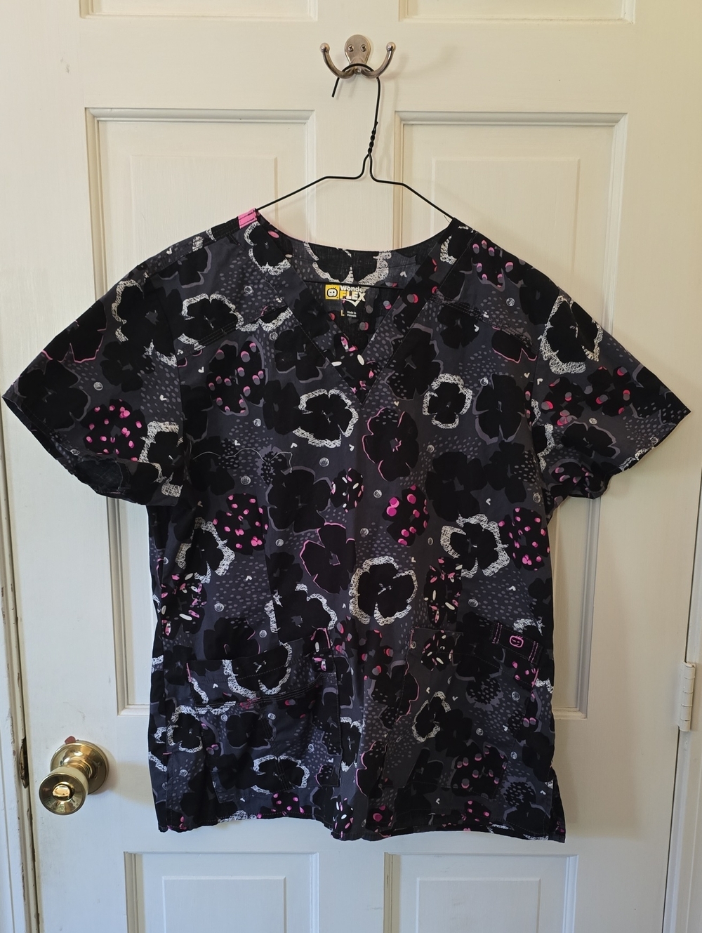 Grey Floral Print V-Neck Scrub Top Size L